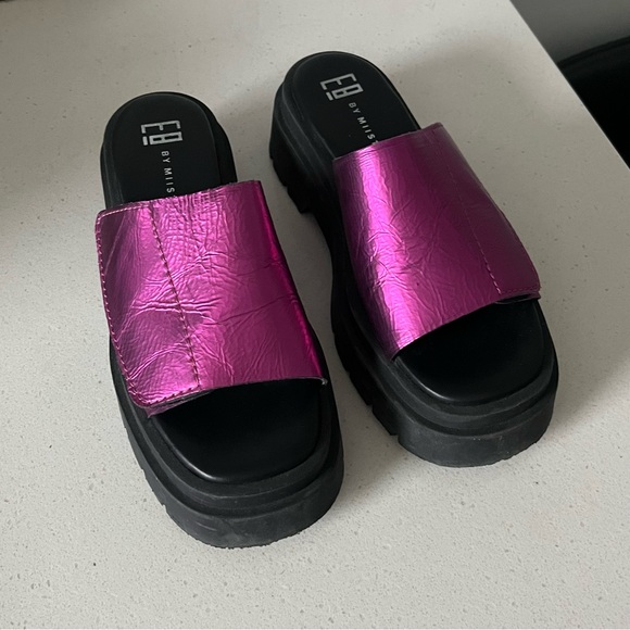 E8 By Miista Liese Metallic Platform Sandal - Picture 7 of 7